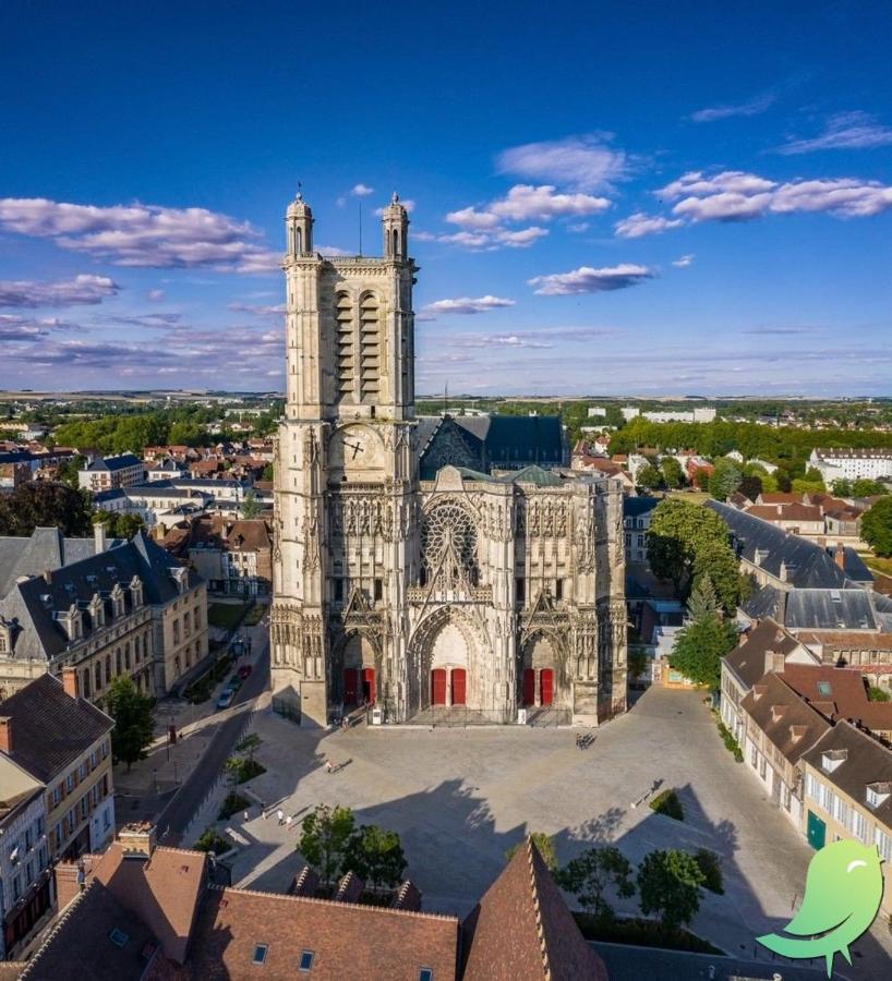 Appartement Cube Troyes Eksteriør billede